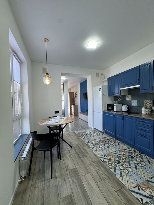 Нова сучасна квартира майдан Захисників України