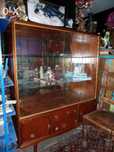 Vitrine com gavetas