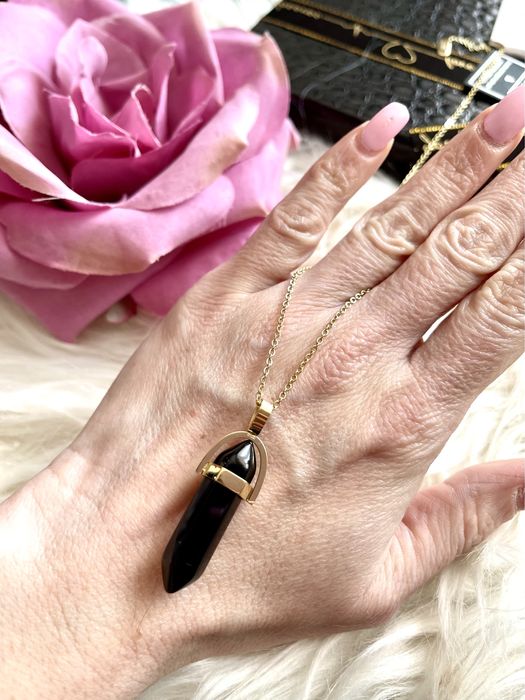 Wisiorek czarny kamień kwarc