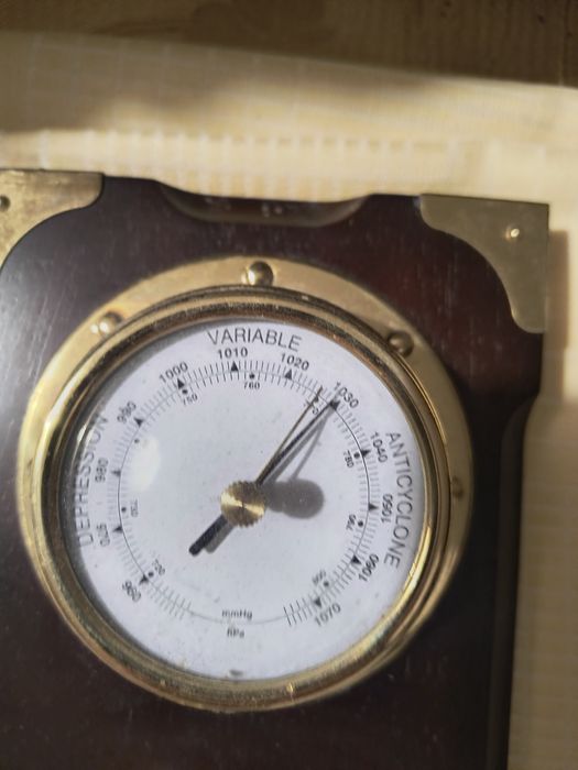 Barometr , higrometr