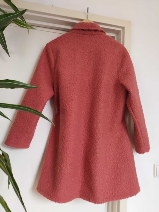 Conjunto casaco feminino tam. L/XL e lenço/echarpe da marca VilaNova.