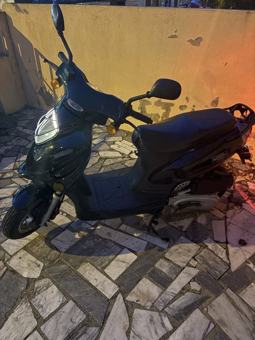 scooter 125cc a venda