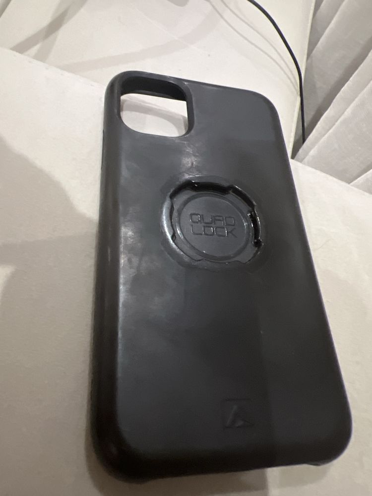 Iphone 11 quadlock capa
