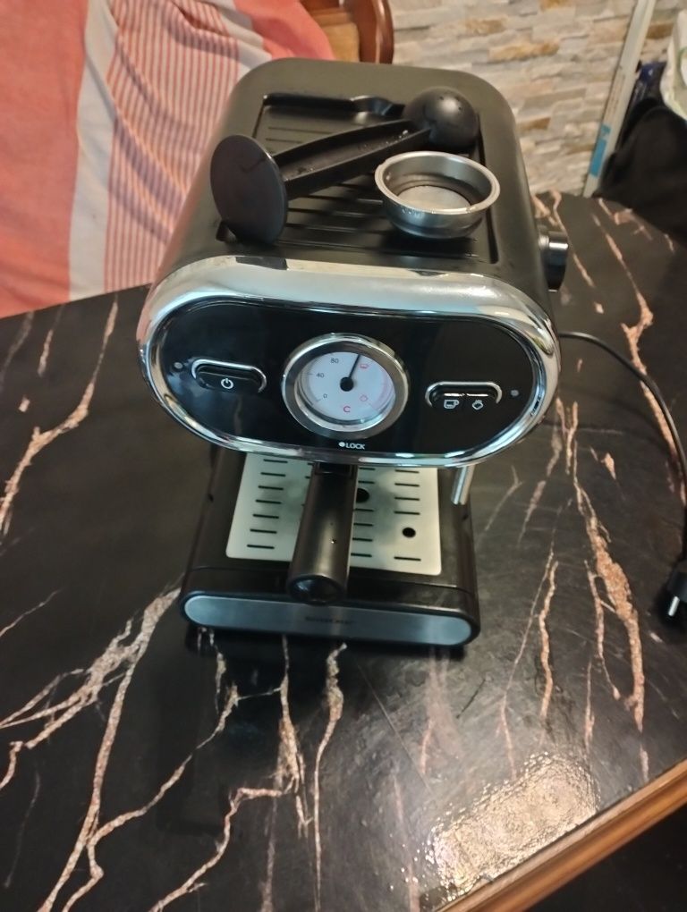 Máquina de café em pó