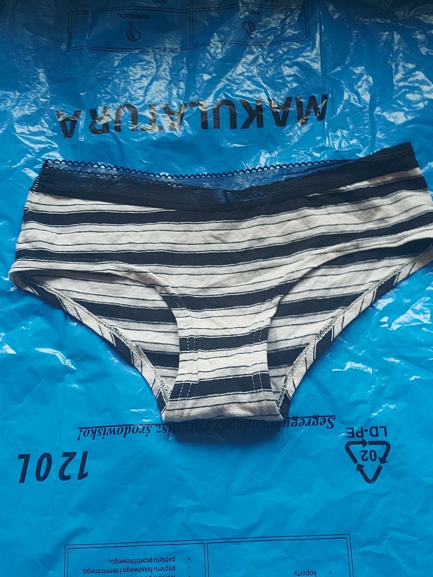 Majtki damskie rozmiar M/L