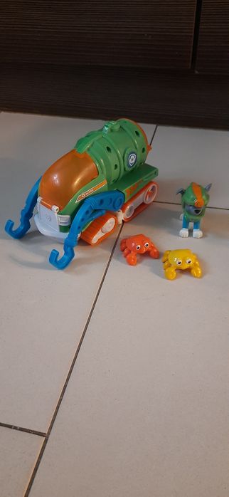 Psi Patrol pojazd + figurki Rocky