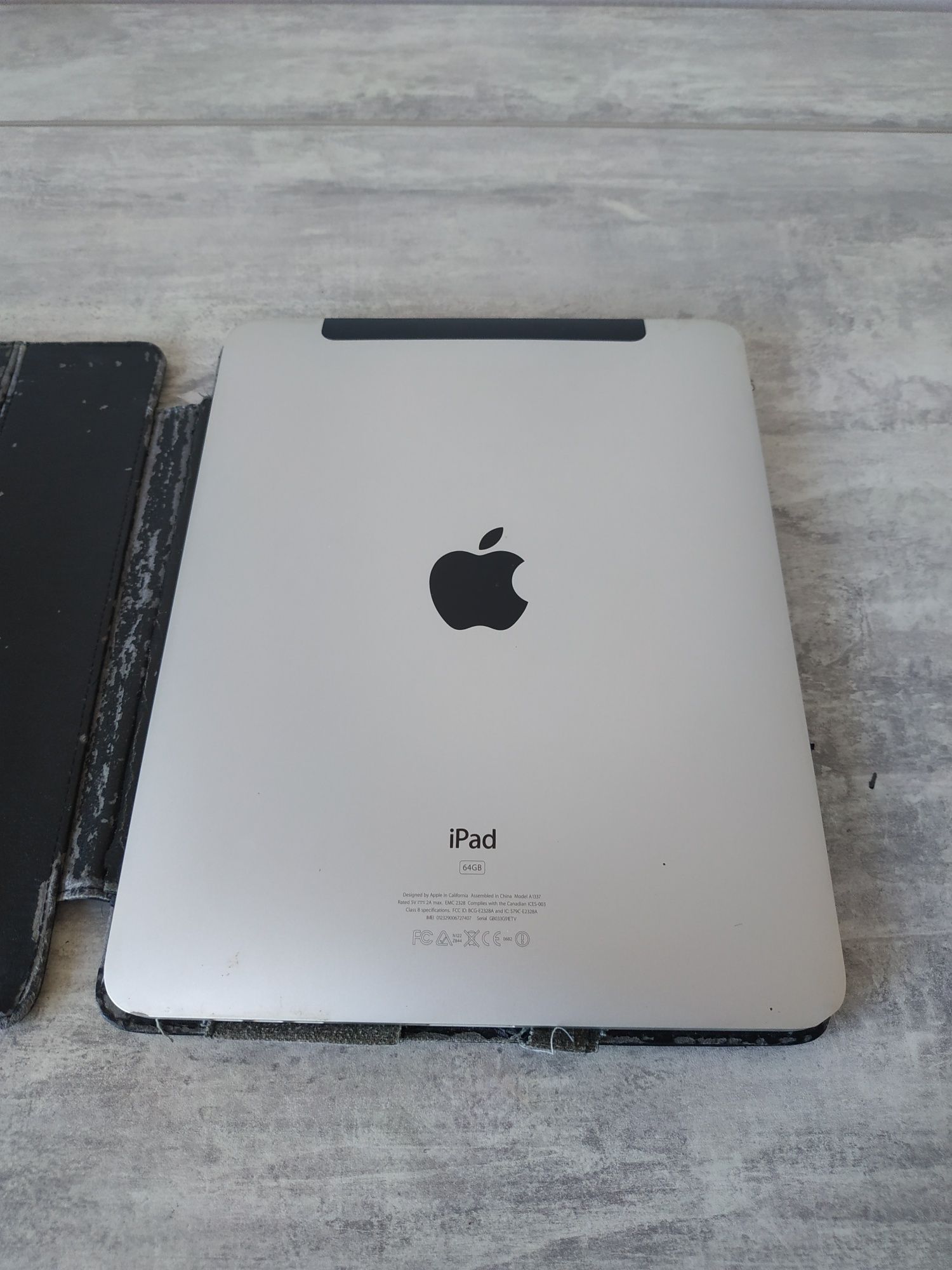 Apple iPad Model: A1337 64Gb 3G + WiFi