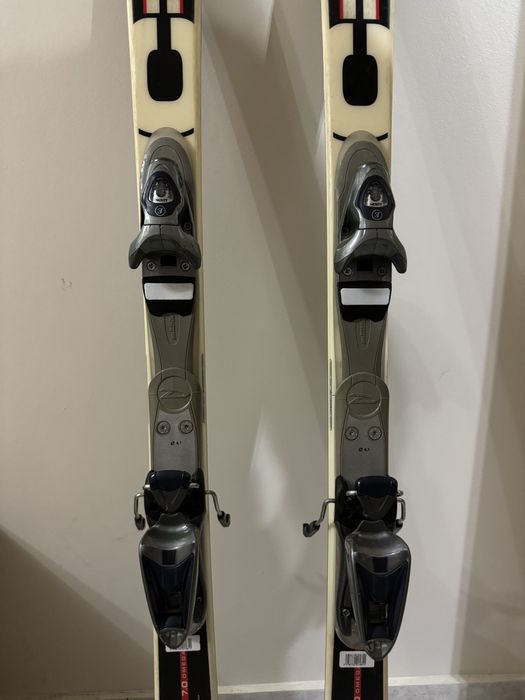 Продам лижи dynastar