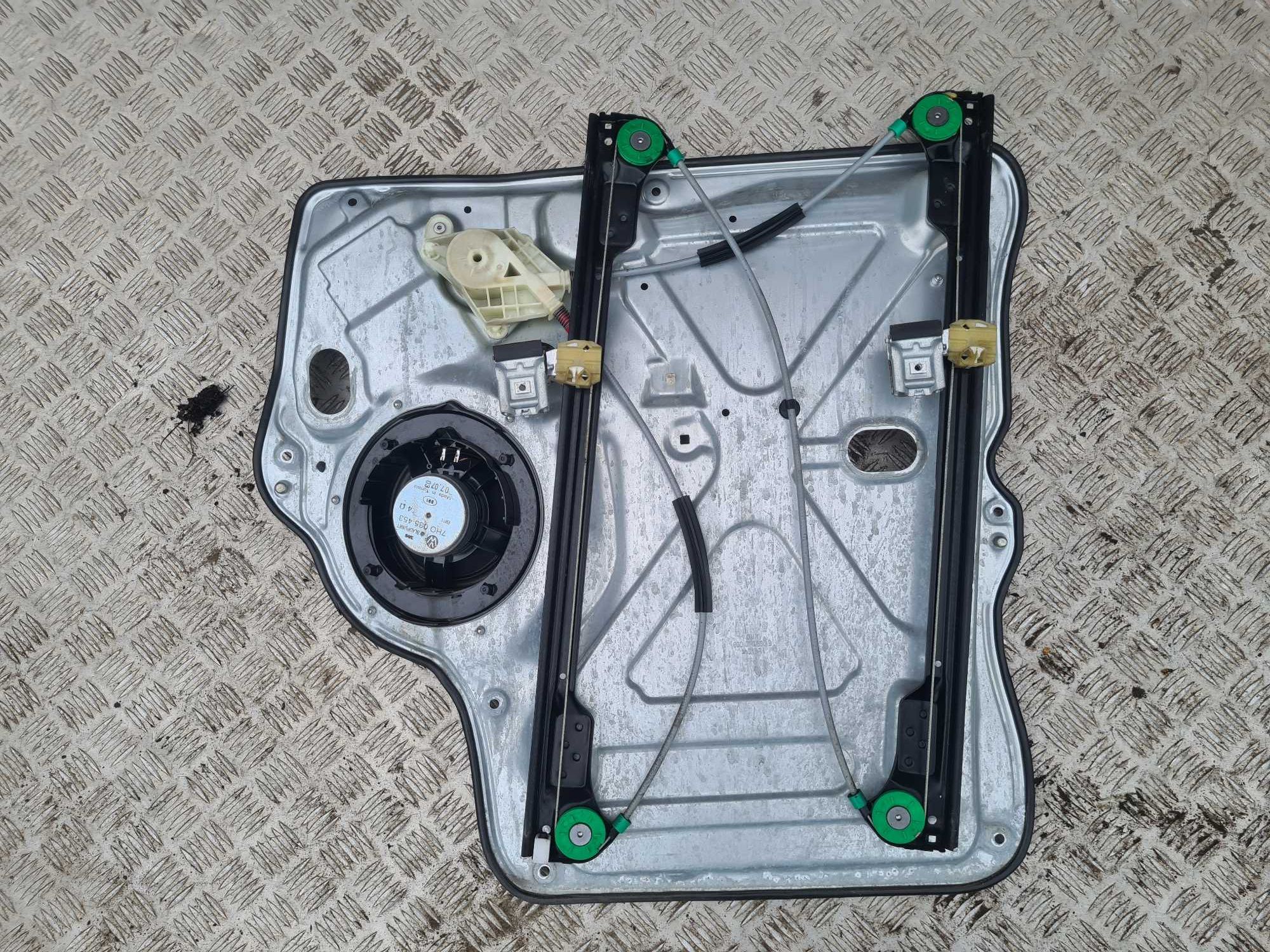VW Transporter T5 2.5 07r mechanizm podnośnik szyby lewy przód