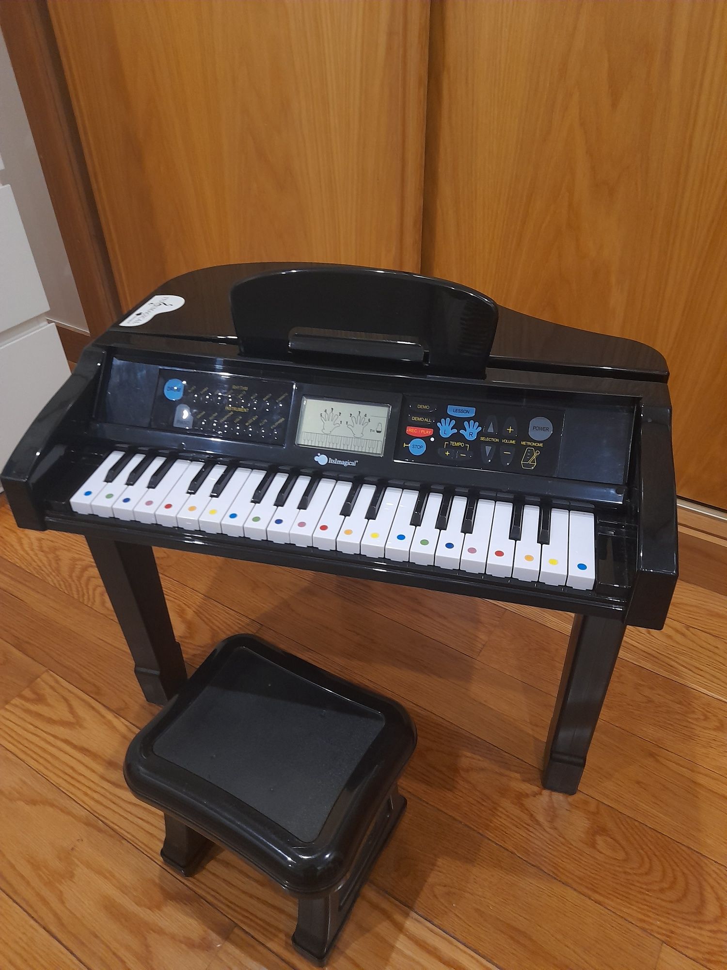 Piano de brincar