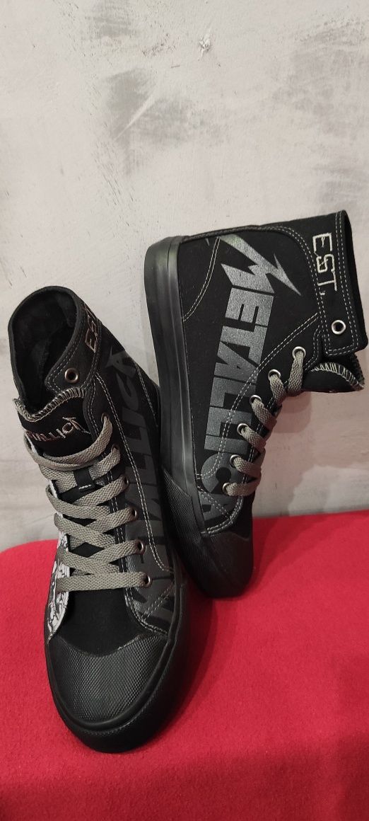Metallica EMP Signature Collection rozmiar 39 (26 cm)