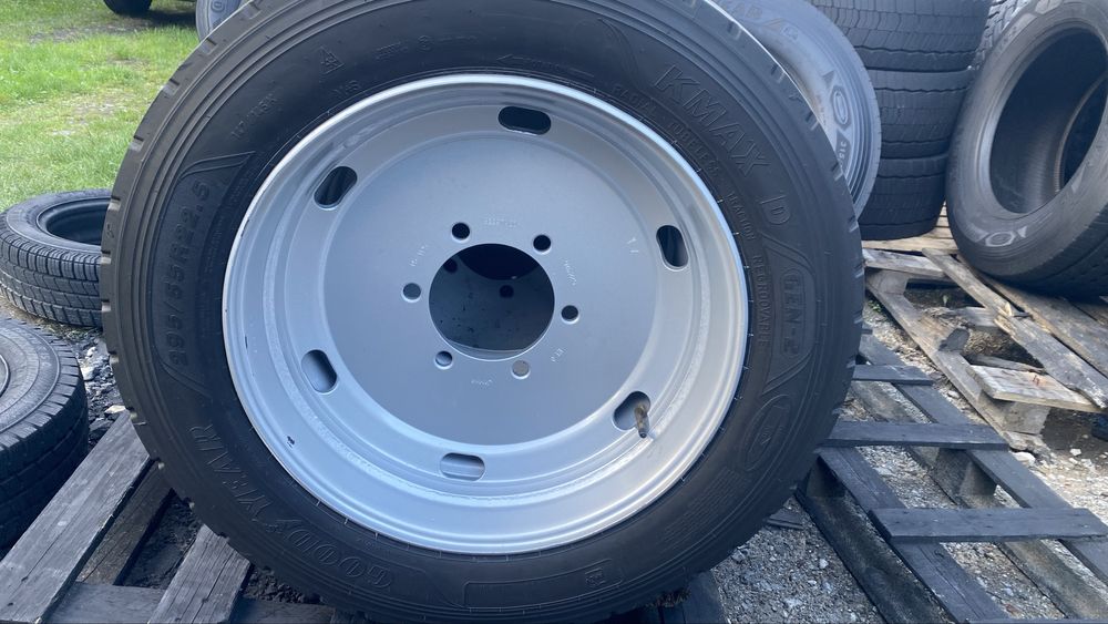 Koła bezdętkowe do przyczepy 295/55 R22.5 D-47 Pronar Zasław 86cm wys.