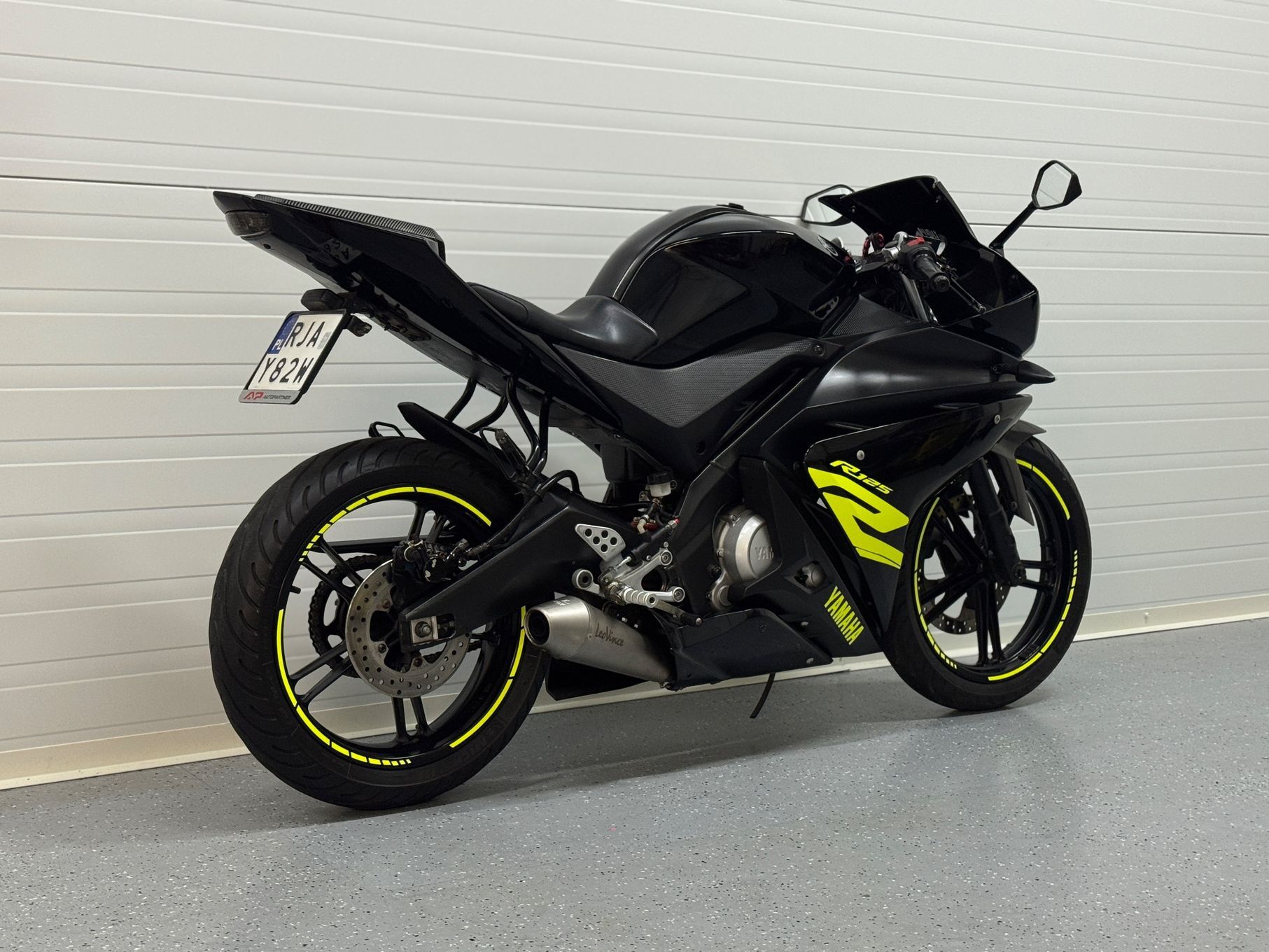 Yamaha R125 YZF R125 Yellow fluo Sportowy Wydech Raty Transport