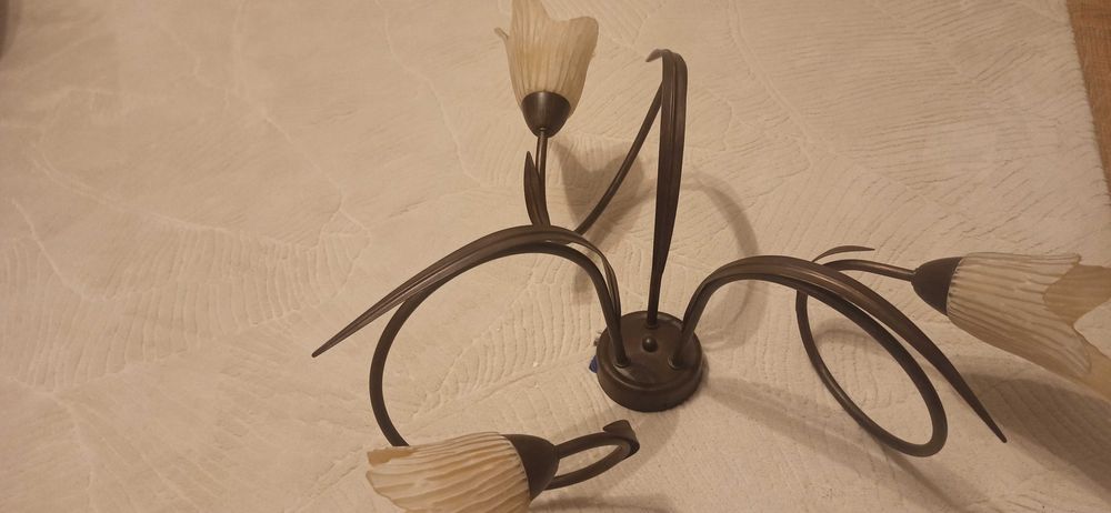 Lampa sufitowa 3 klosze