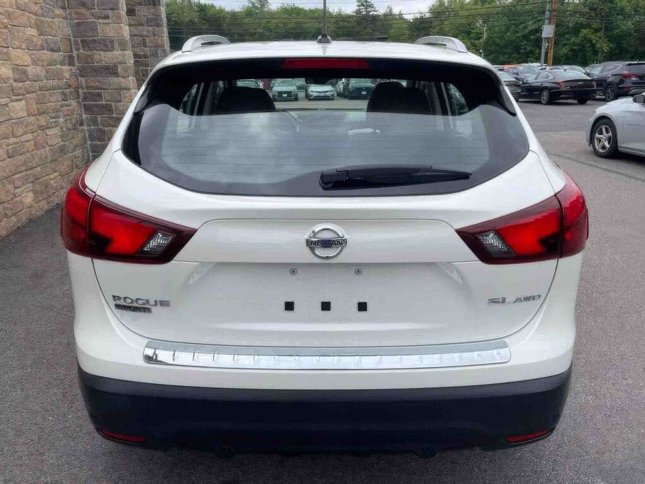 Nissan Rogue Sport SL      2019