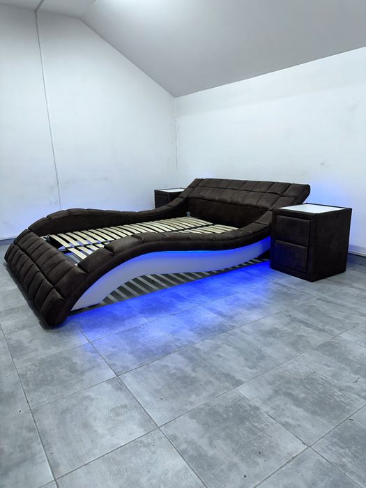 Двоспальне мʼяке ліжко 160 подіум Alibi