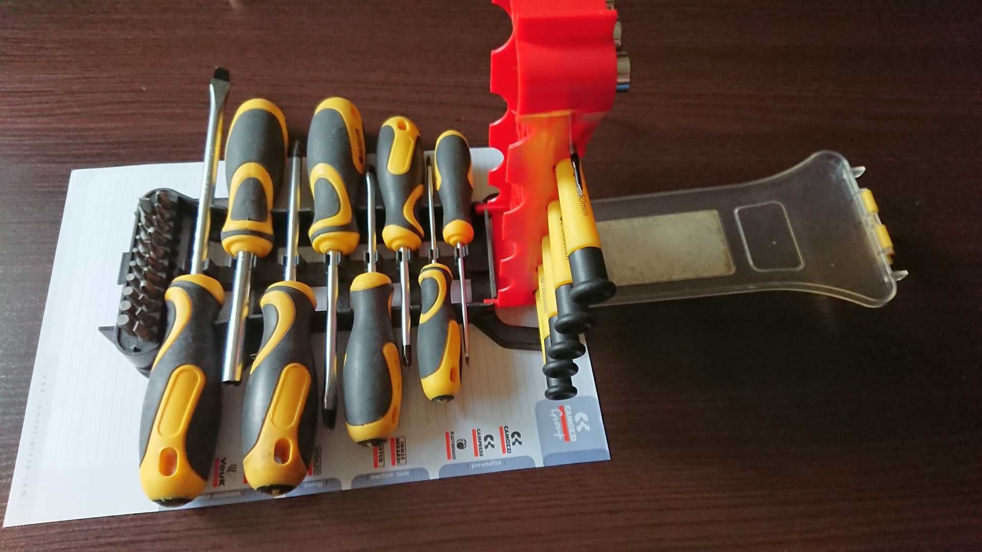 Comparator Zestaw śrubokrętów 49 części