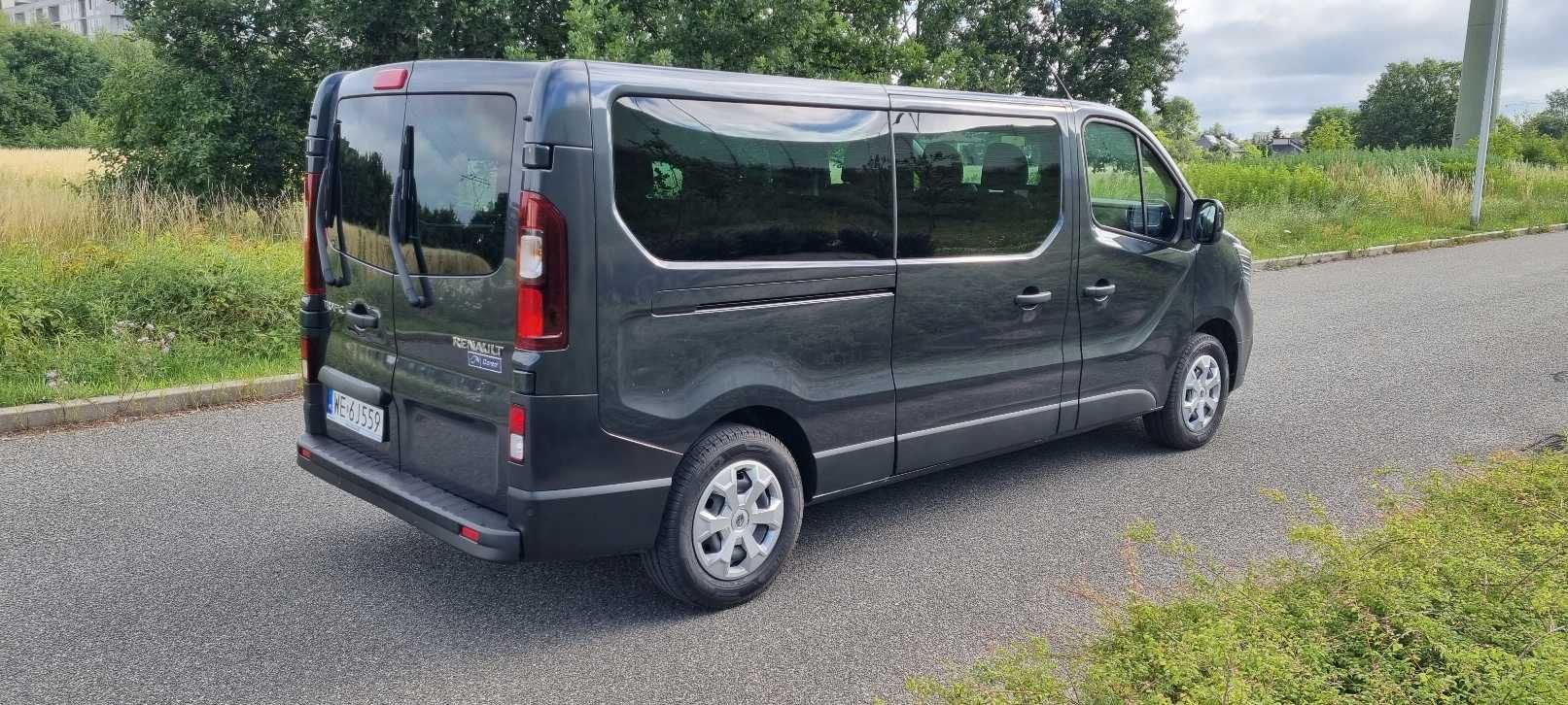 Wypożyczalnia wynajem busów busa 8, 9 os - Renault Trafic NOWY 2022