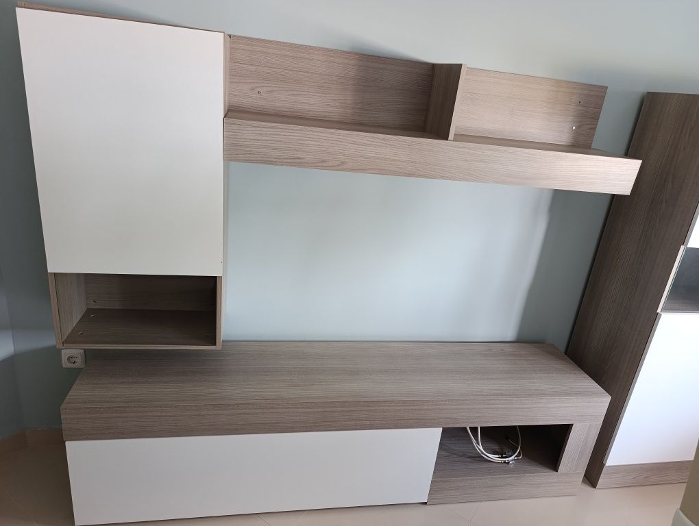Aparador mais mesa de sala
