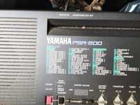 Yamaha psr 200 organy
