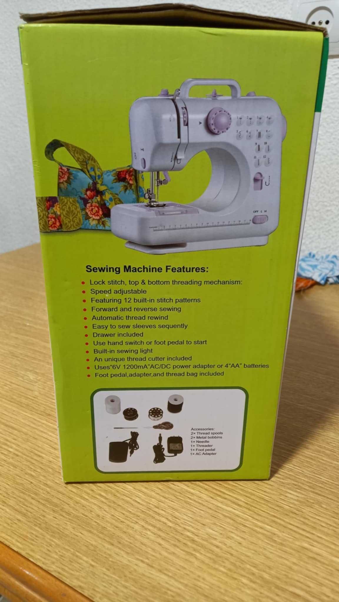Máquina de costura multifunções, portátil de 12 pontos.