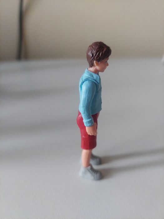 Figurka  chłopaka