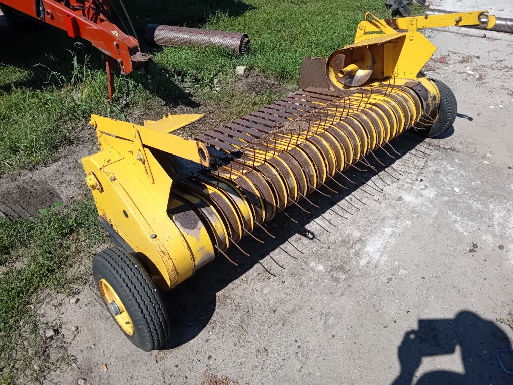 Podbieracz do prasy new holland