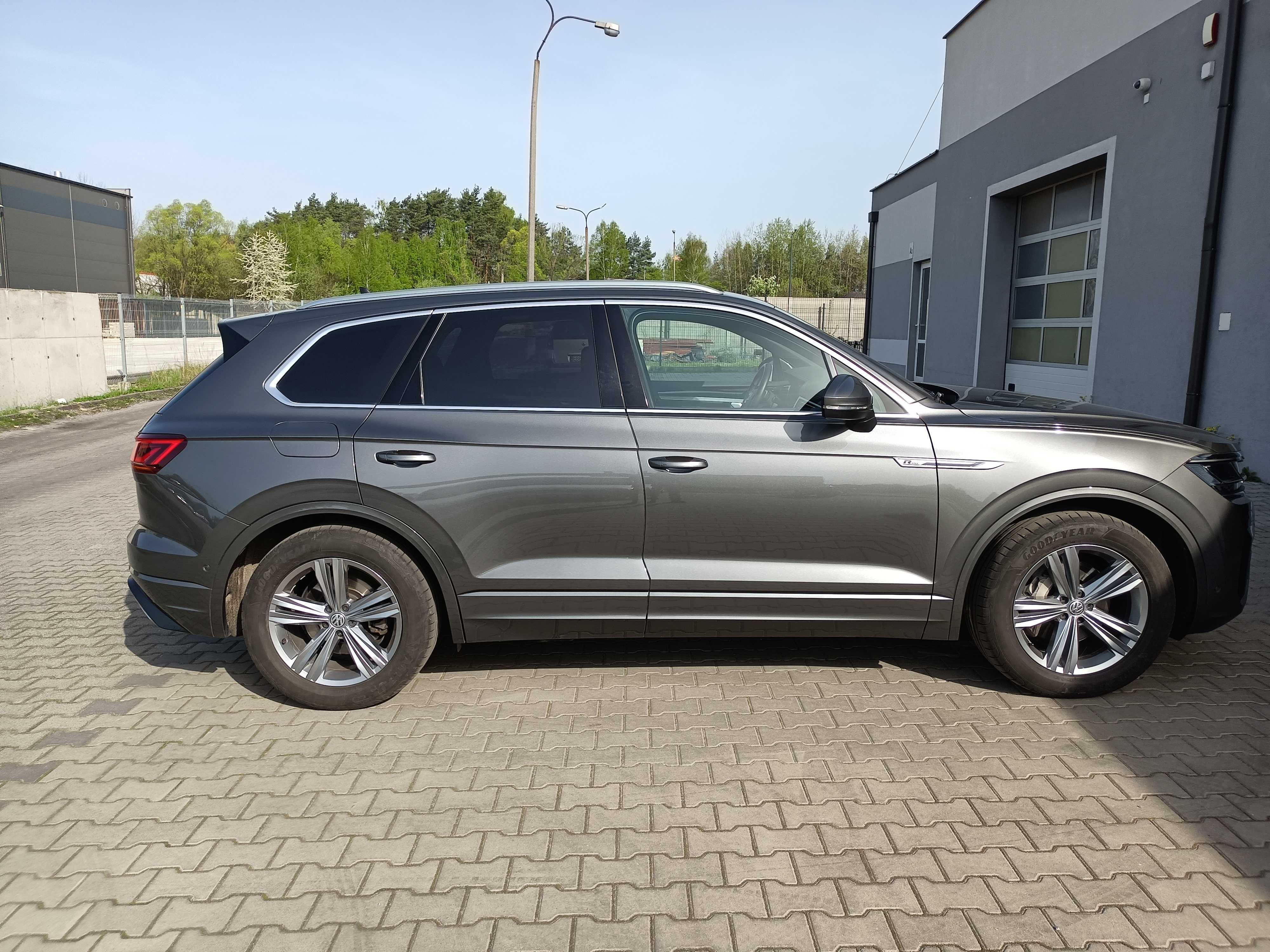 Volkswagen Touareg R-Line 3.0 TDI 285KM Salon Polska 1 Właściciel