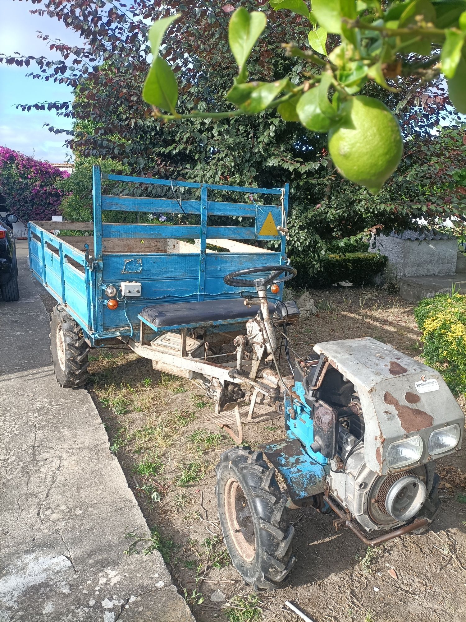 Motocultivador em bom estado, 14cv4cv