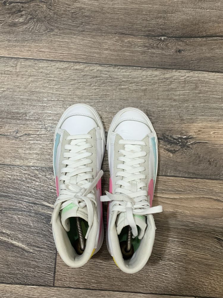 Nike Blazer Mid ‘77 оригінальні жіночі кросівки кеди