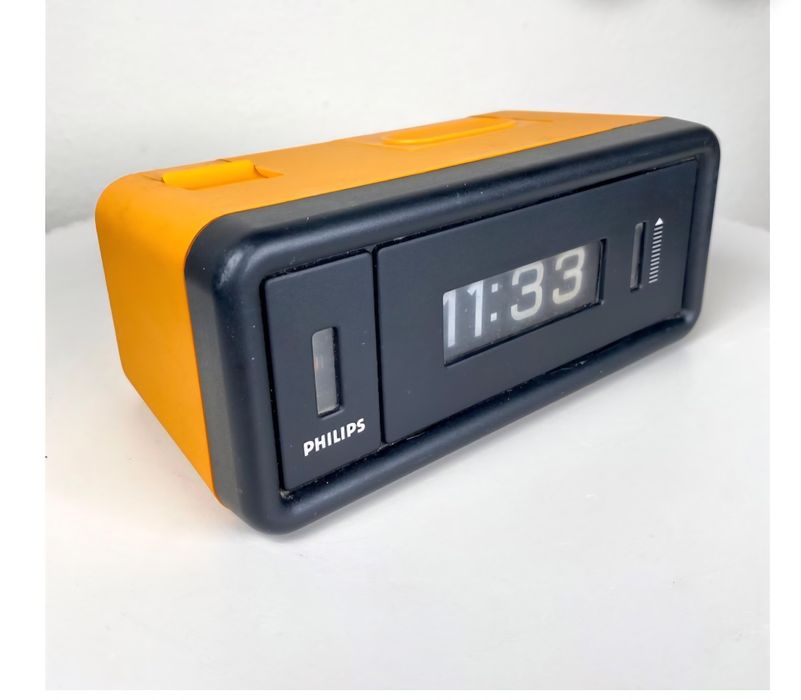 Zabytkowy zegar z 70 lat