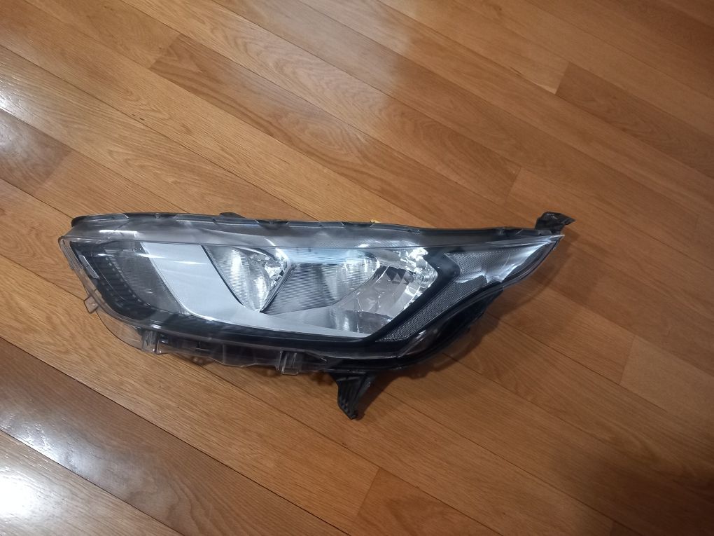 Farol optica frente esquerda Ford Transit Connect do ano 2018 a 2025.