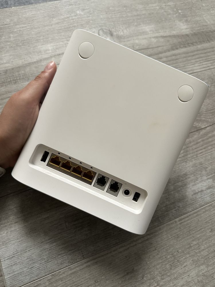 Router ZTE sim model MF286D