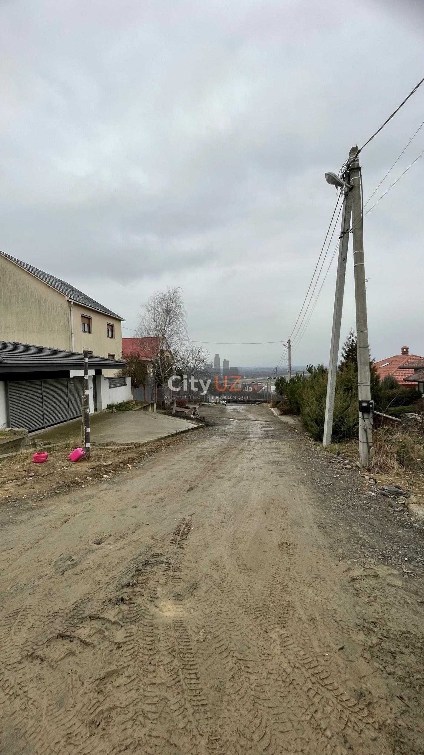 Продається земельна ділянка в Ужгороді на Червениці