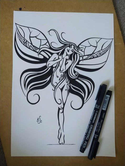 Rysunek: motylka 4 - cienk - blok t. A4 250 g/m2