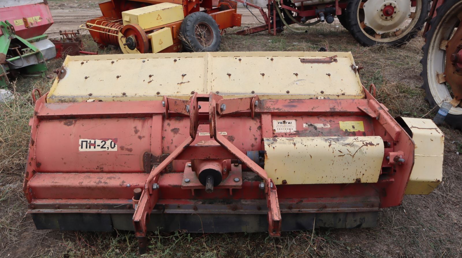 Мульчувач ПН-2, БІЛОЦЕРКІВМАЗ, подрібнювач пожнивних решток, 2011 р.в.