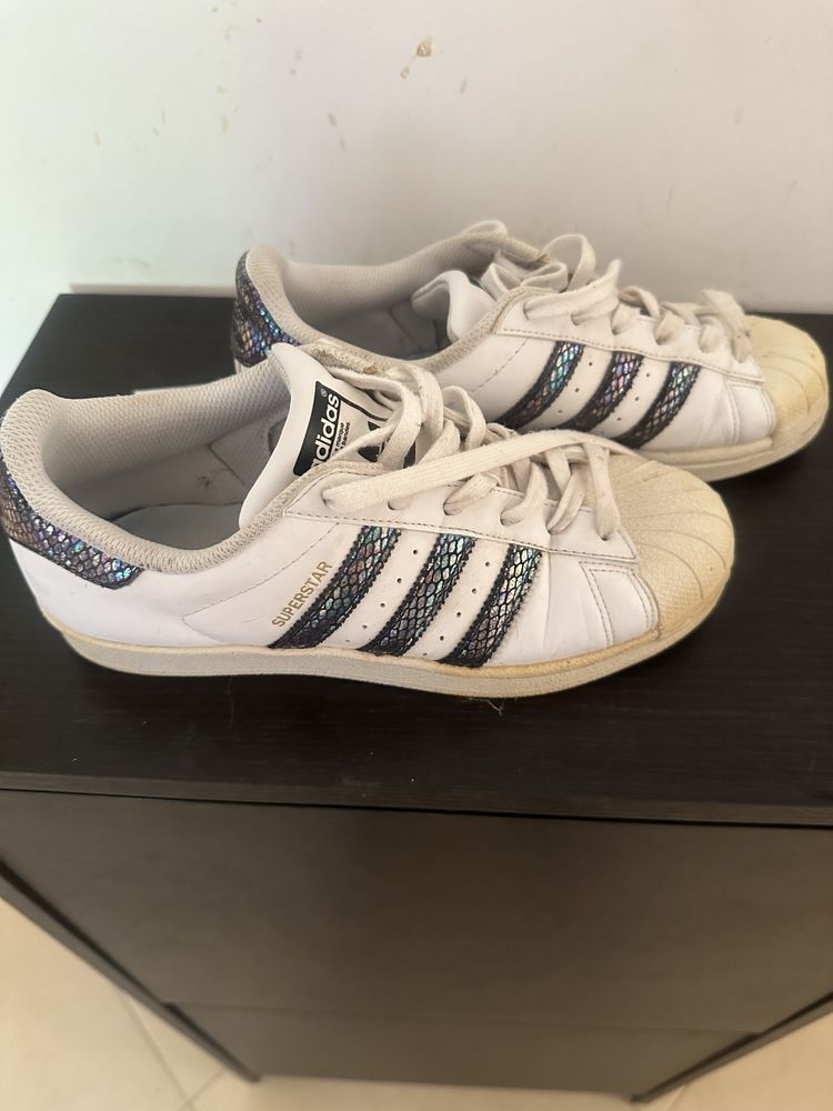 Vendo ténis adidas