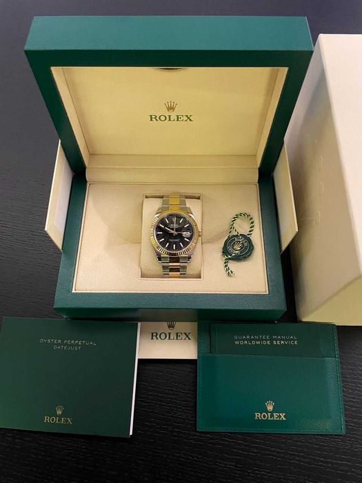Rolex Datejust 41 Black Dial Oyster Bracelet