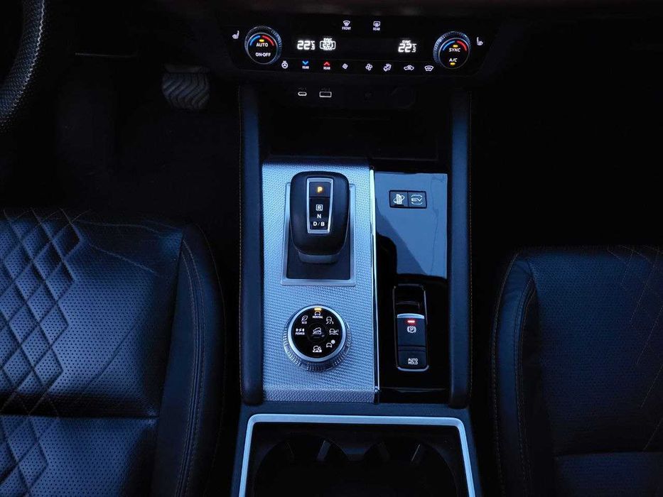 Mitsubishi Outlander PHEV 2023