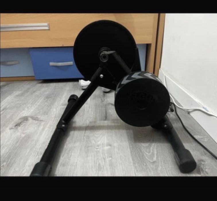 Wahoo Kickr Core - Impecável