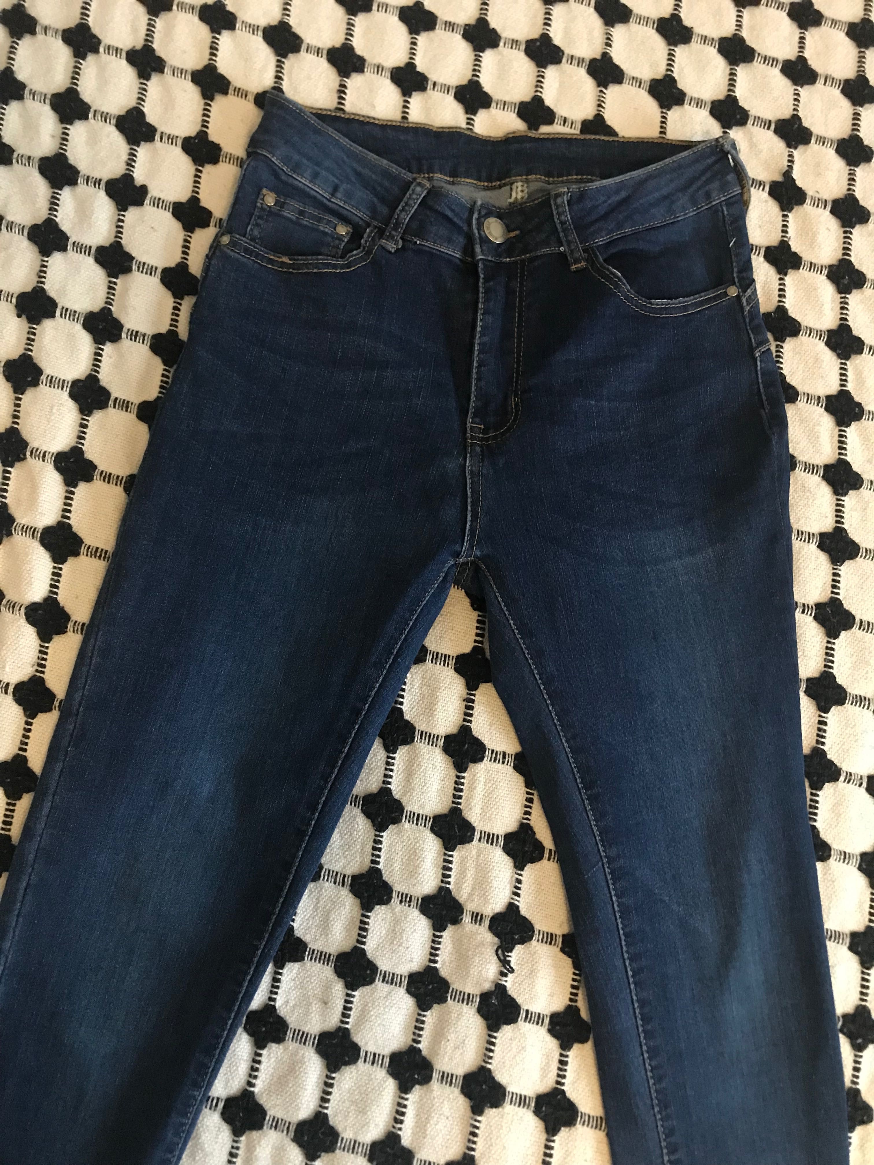 Nowe spodnie jeansy push-up 36 S