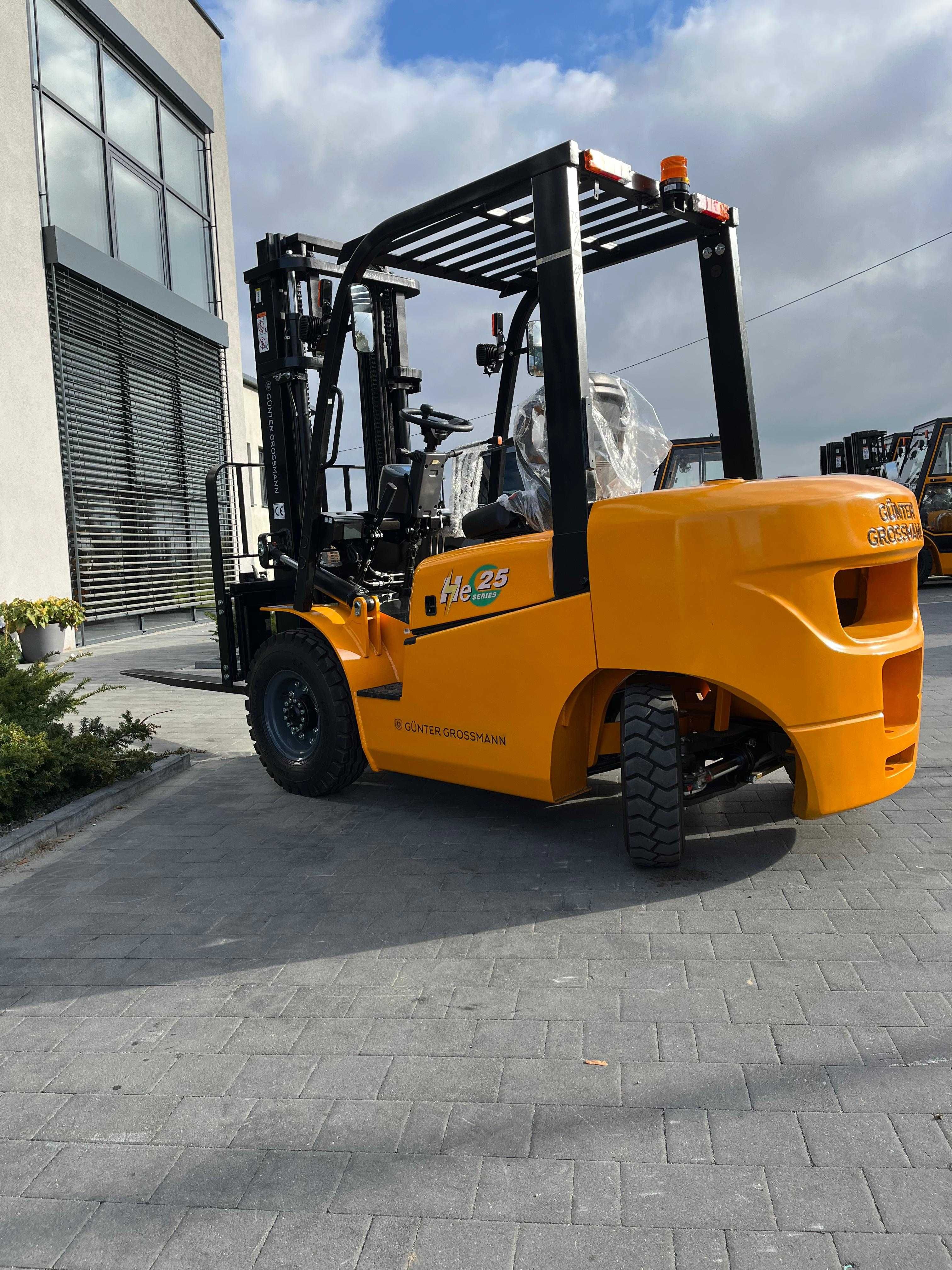 Elektryczny wózek widłowy Gunter Grossmann 2,5T duplex