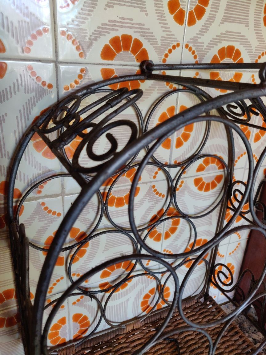Suporte garrafas