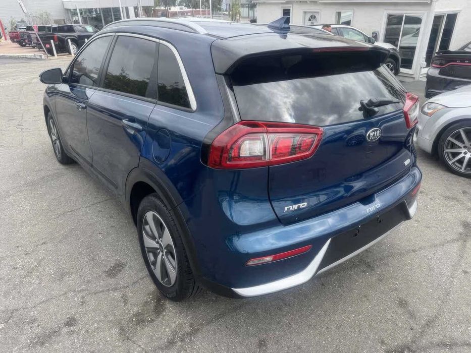 Kia Niro      2018