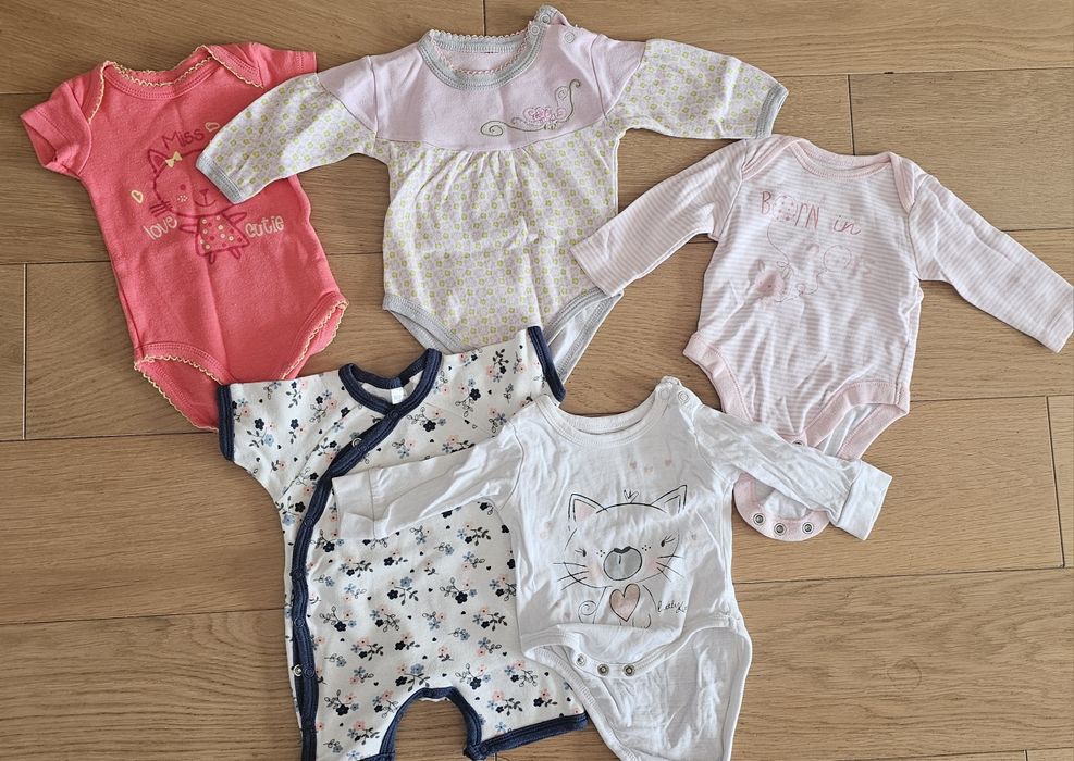 62 zestaw body rampersy dla dziewczynki 5 sztuk