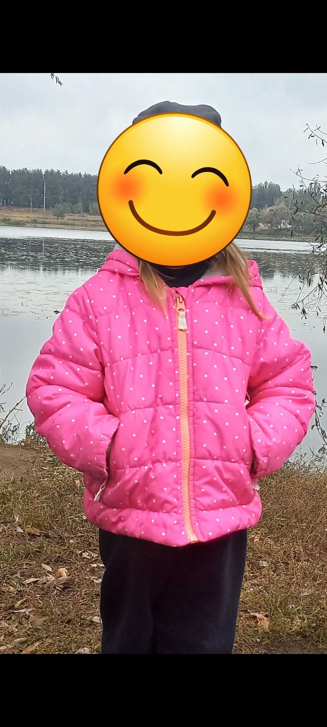 Куртка на дівчинку