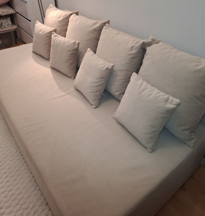 Kanapa rozkładana welur