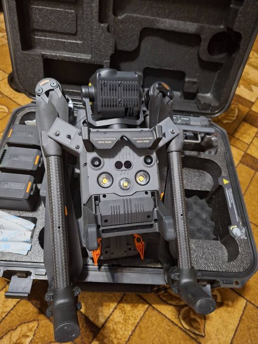 Продам Mavic 3 d