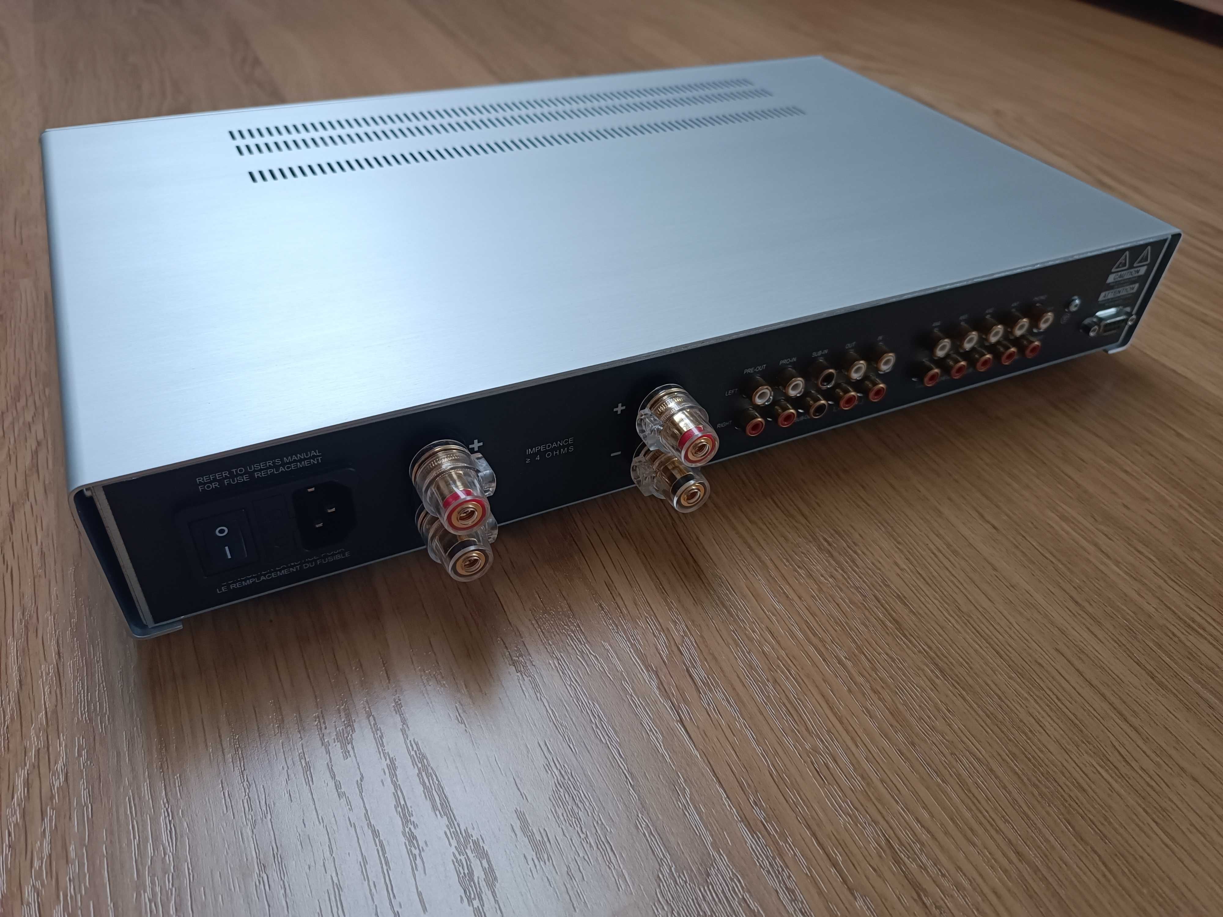 Wzmacniacz Micromega IA-180 idealny stan, wysoki model, nowy 6000zł