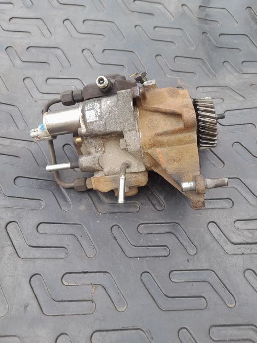 Топливный насос ТНВД для Митсубиси Паджеро Вагон 4